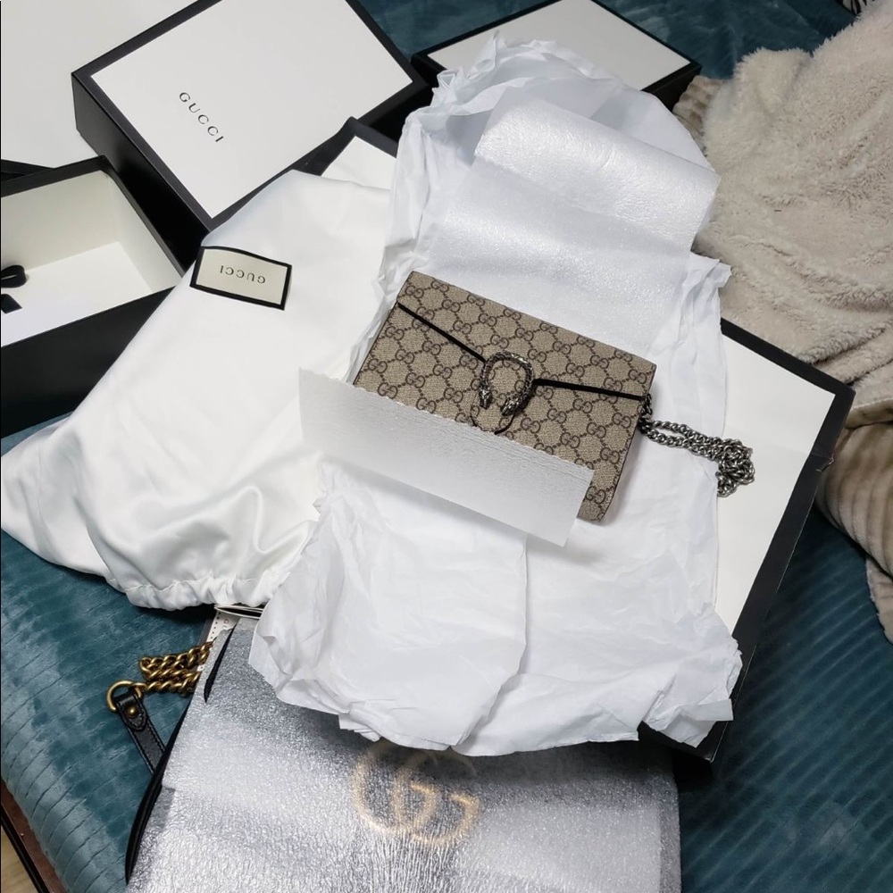 Gucci Beige GG Supreme Dionysus Small Shoulder Bag with Black Trim